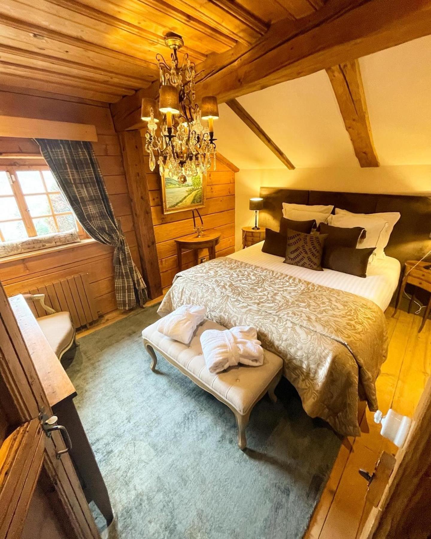 Отель La Ferme Des Vonezins Тон Экстерьер фото